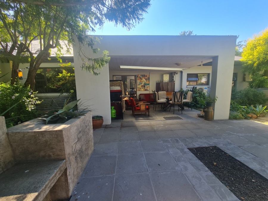 6 Bedroom Property for Sale in Waverley Free State